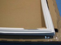 УПЛОТНИТЕЛЬ ДВЕРИ